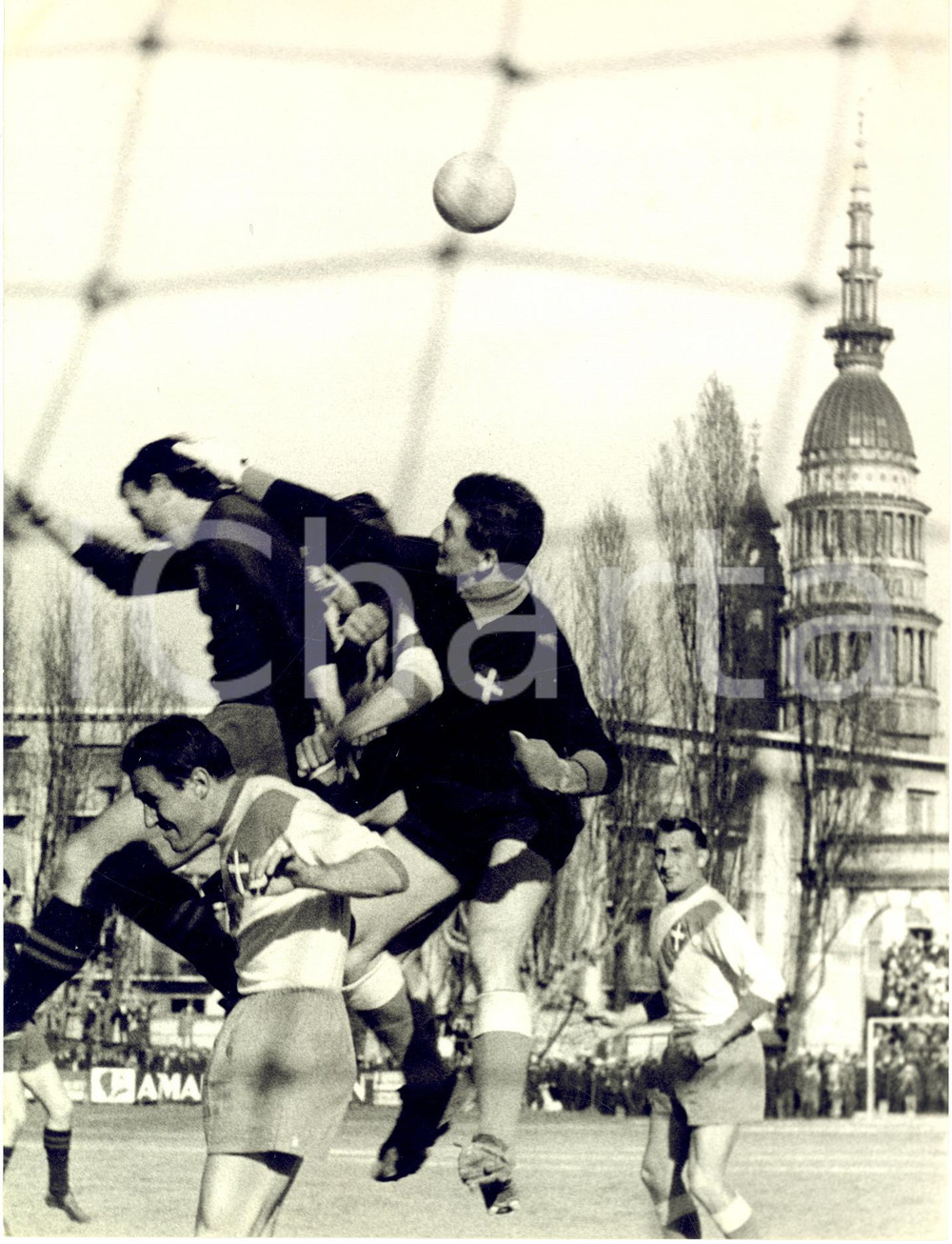 1960 ca CALCIO NOVARA Azione in area di rigore - Foto 18x24 cm