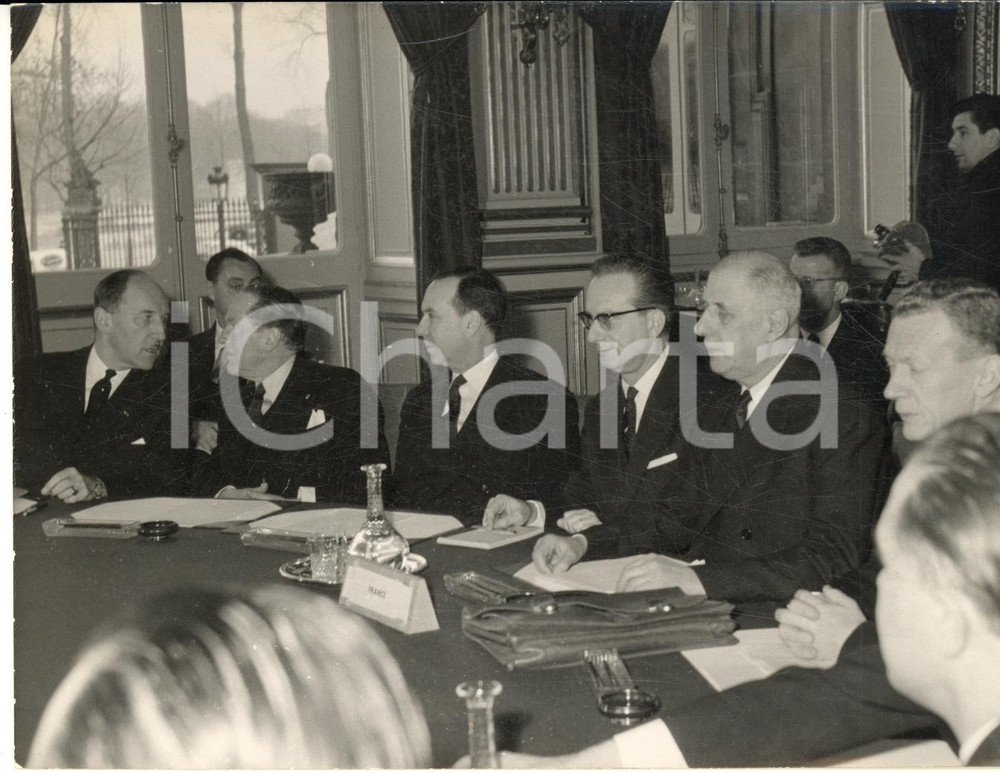 1961 PARIS Conférence au sommet des Six - Charles DE GAULLE Michel DEBRE' Photo