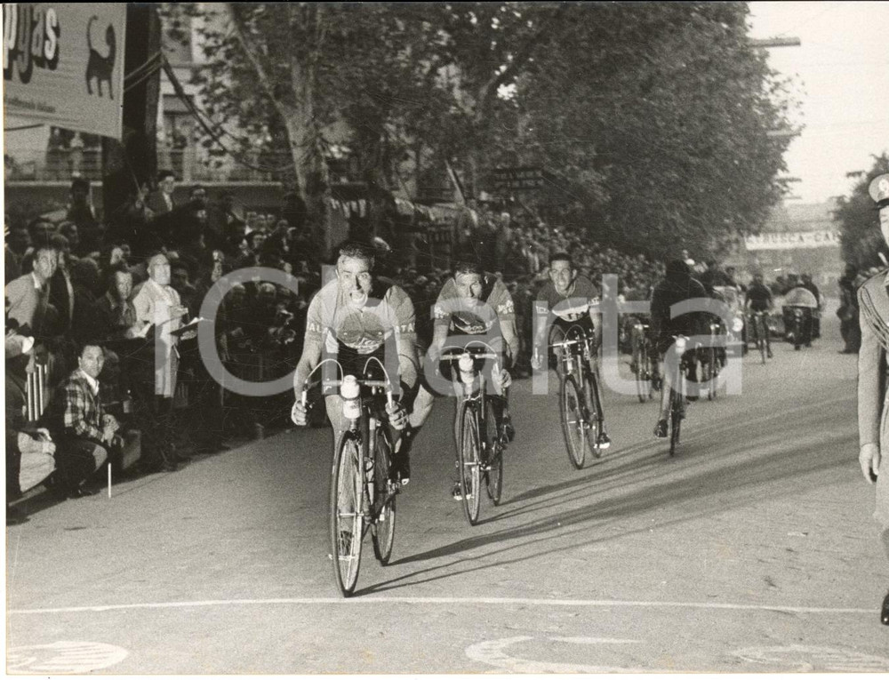 1956 CICLISMO GIRO D'ITALIA SALICE TERME Vittoria di Alessandro FANTINI *Foto