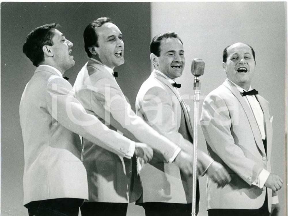 1963 FESTIVAL DI SANREMO - Il  QUARTETTO RADAR durante l'esibizione *Foto 24x18
