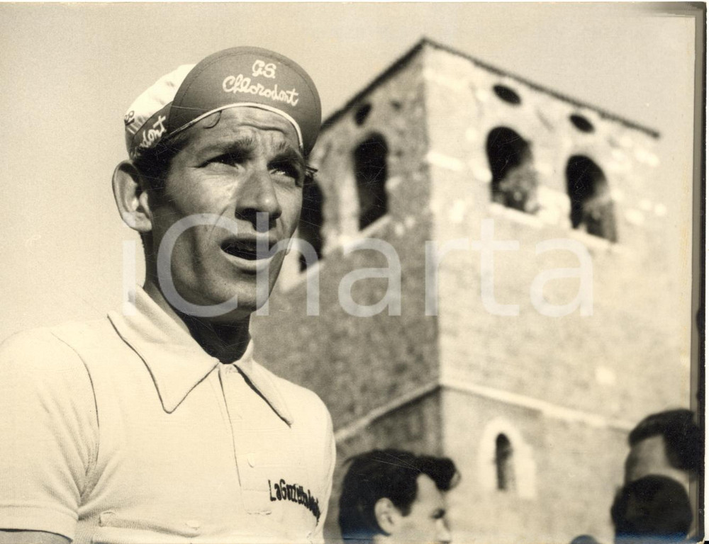1955 TRIESTE GIRO D'ITALIA 17^ tappa - Gastone NENCINI a San Giusto - Foto