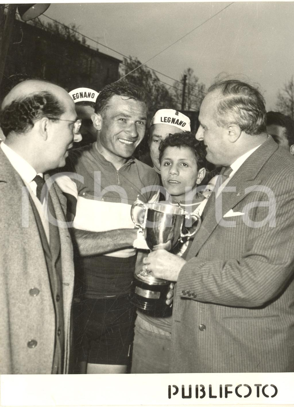 1957 NAPOLI CICLISMO Giro della Campania - Giorgio ALBANI vincitore *Foto 13x18