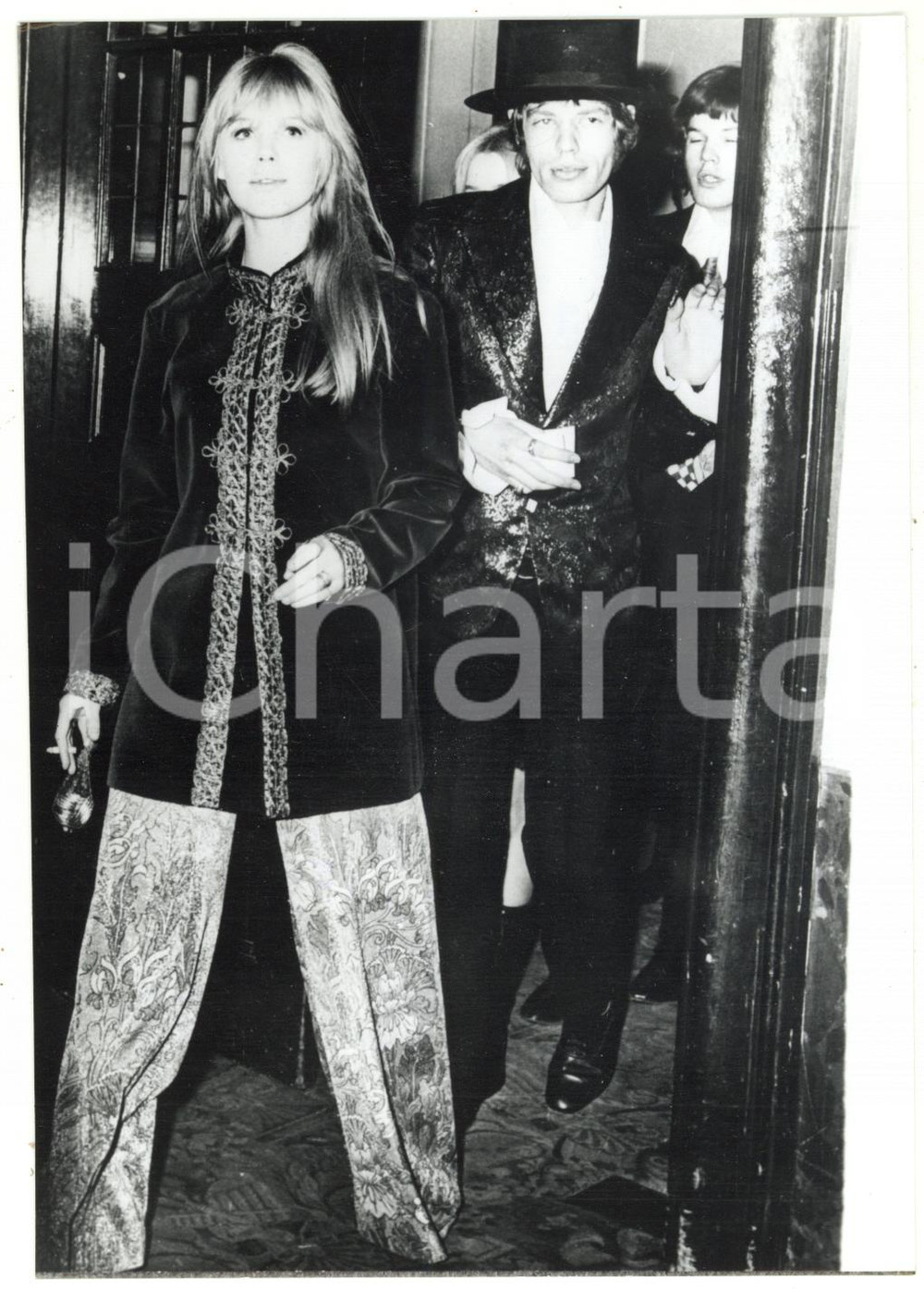 1967 LONDON British Royal Ballet - Marianne FAITHFULL con Mick JAGGER *Foto