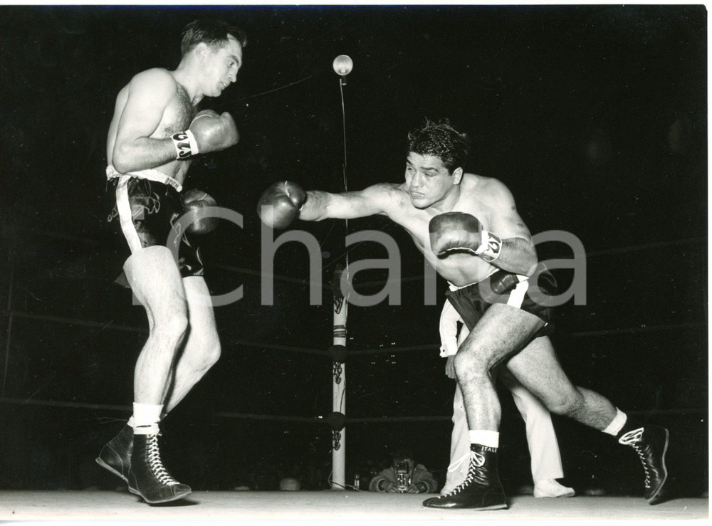 1957 MILANO - BOXE Pesi Medi - Charles HUMEZ vs Italo SCORTICHINI *Foto