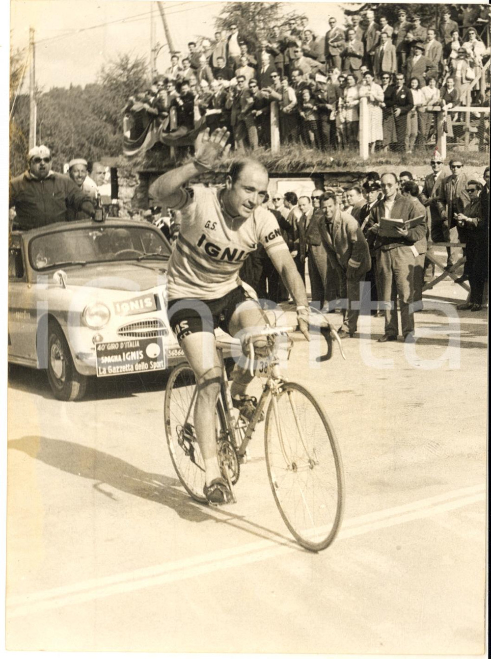 1957 MONTE BONDONE GIRO D'ITALIA Arrivo Miguel POBLET vincitore 18^ tappa *Foto