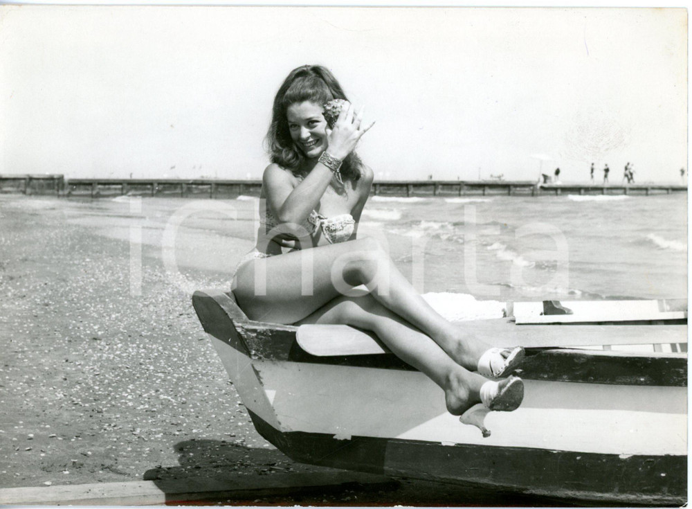 Fotografia d epoca originale 1961 LIDO DI VENEZIA Mostra del Cinema  Miss Italia Mila SANNONE in spiaggia 1