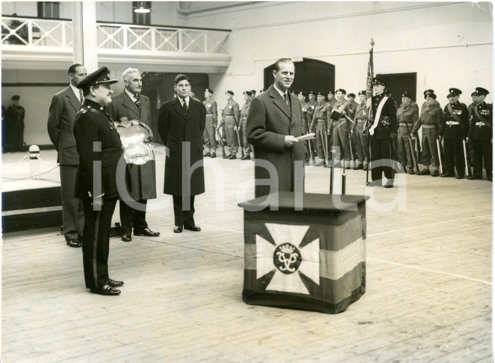 1960 SWINDON Army Reserve Centre - Duke of Edinburgh presenting his shield