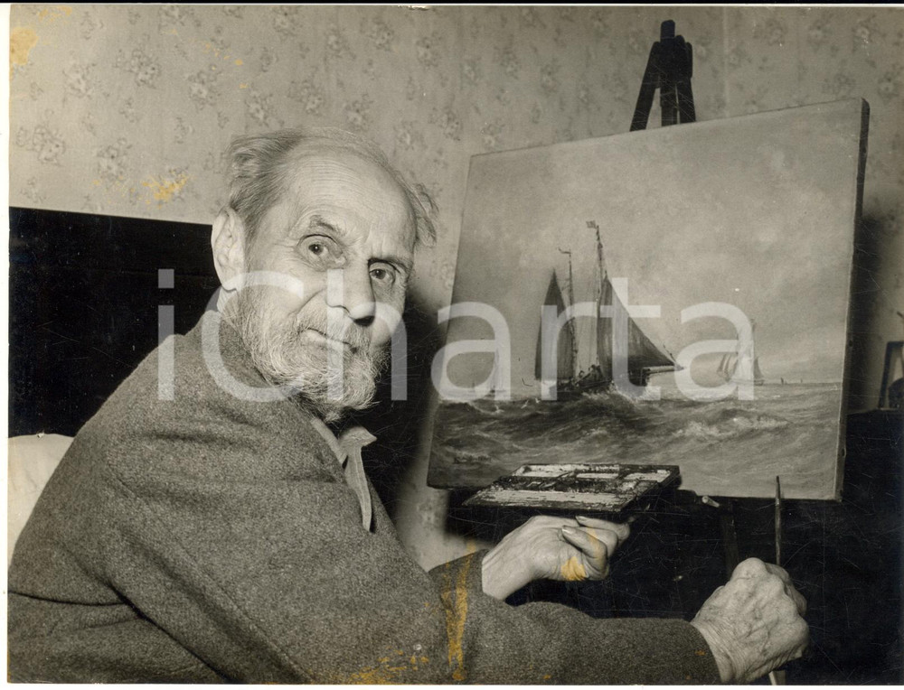 1958 MUNDESLEY John GEDGE painting a Norfolk seascape *Photo 20x15 cm