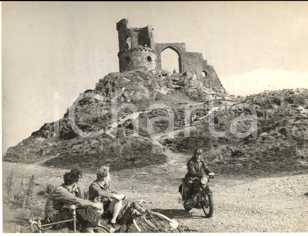 1954 MOW COP CASTLE (CHESHIRE) View of the ruin - ARTISTIC photo 20x15 cm