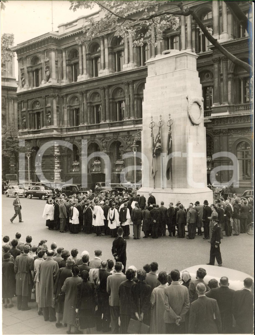 1958 LONDON WHITEHALL - Cenotaph ceremony in campaign against H-Bomb *Photo