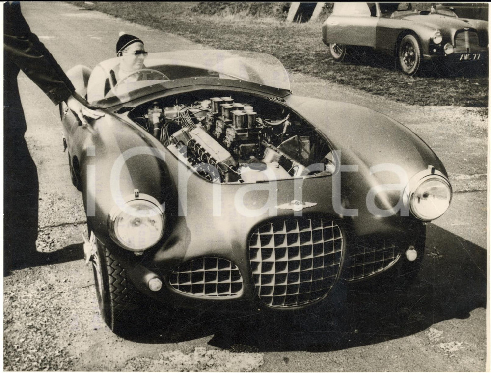1954 AUTOMOBILISMO UK La nuova DAVID BROWN LAGONDA - Motore a vista *Foto