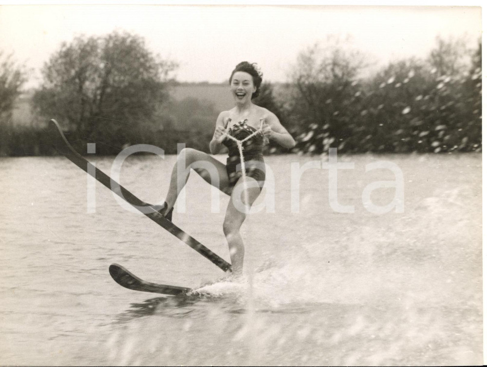 1958 SONNING Water Ski Club - Cabaret singer Grace O'CONNOR - Photo 20x15 cm
