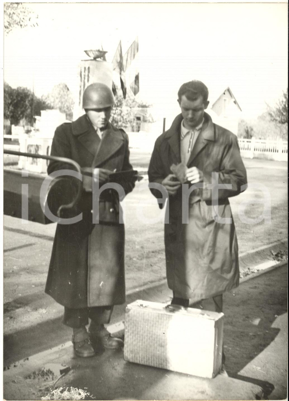 1959 AUVOURS Cycliste Gérard SAINT devient soldat du G.I.T. *Photo 13x18