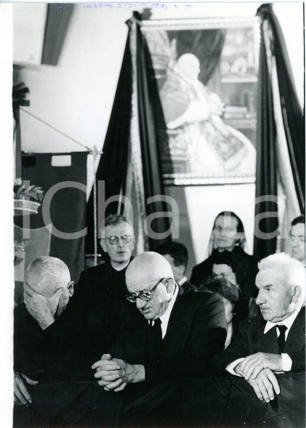 1963 SOTTO IL MONTE Messa di suffragio per Giovanni XXIII - I fratelli RONCALLI