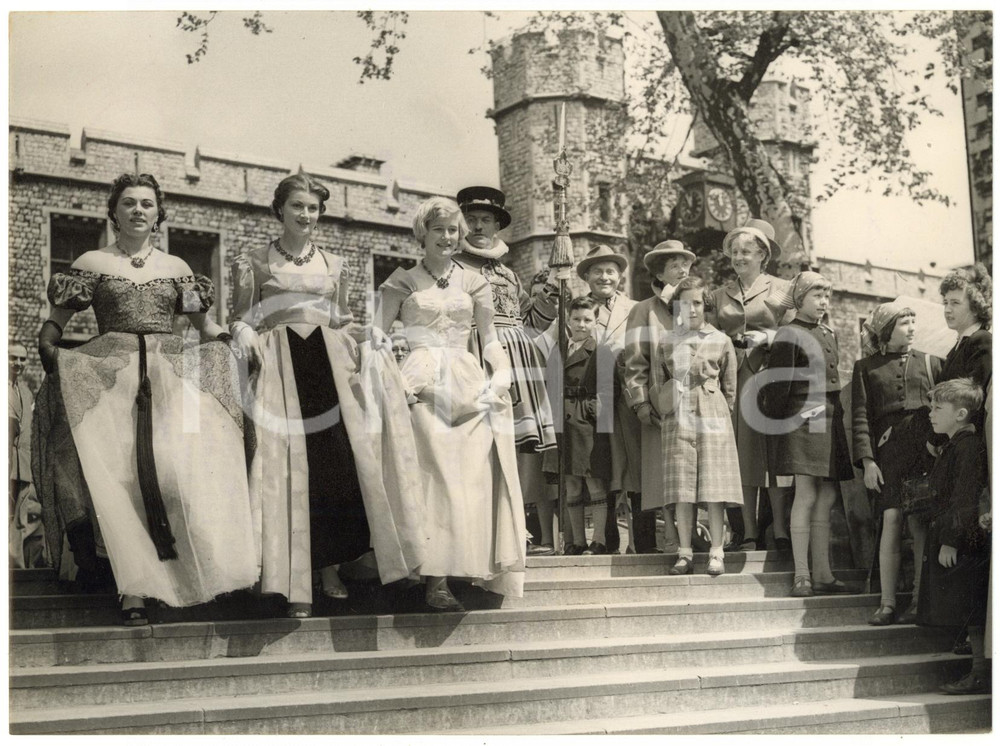 1953 TOWER OF LONDON FASHION SHOW Elizabethan dresses worn in movie "YOUNG BESS"