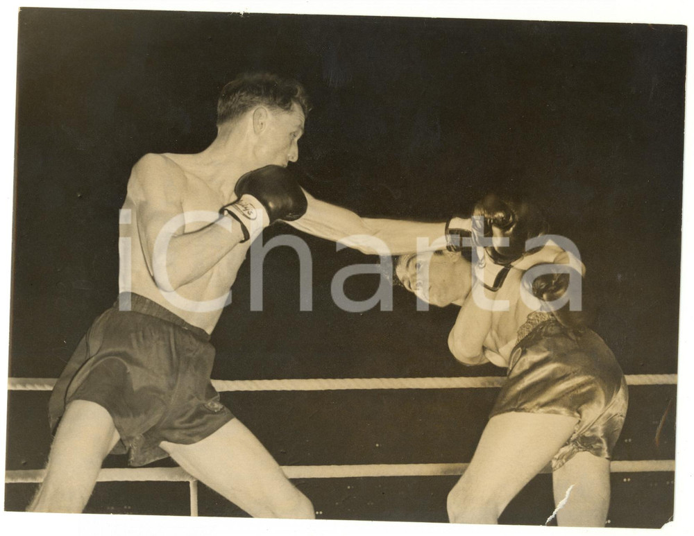 1955 LONDON Harringay Arena - BOXE Flyweight - Eric MARSDEN against Dai DOWER