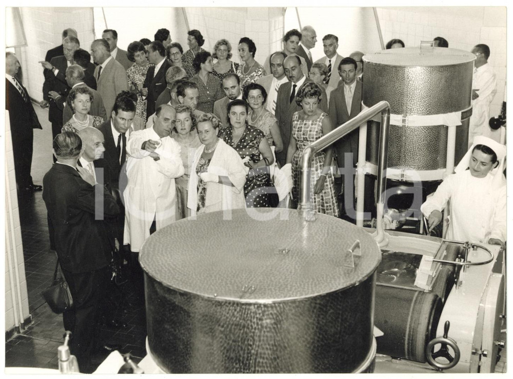 1958 MILANO Stabilimento DURBAN'S - Conte Franco CELLA con industriali americani