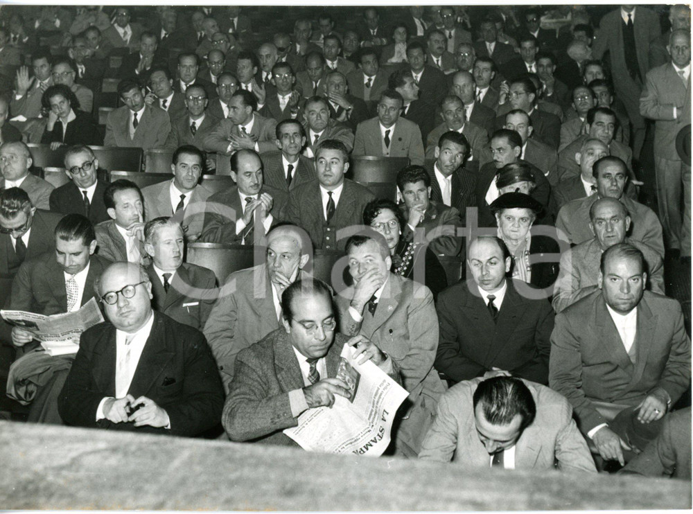1957 MILANO Cinema Teatro Alcione - 11° Congresso PSDI - Veduta della sala *Foto