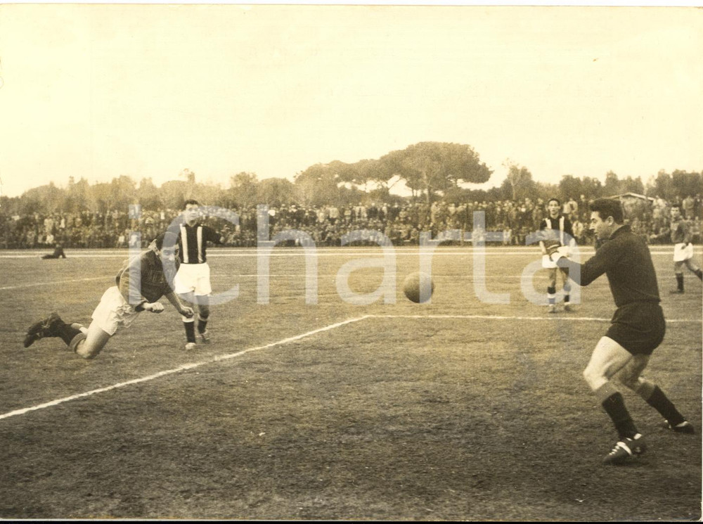 1960 ca OSTIA CALCIO Allenamento NAZIONALE - Sergio BRIGHENTI e Lorenzo BUFFON
