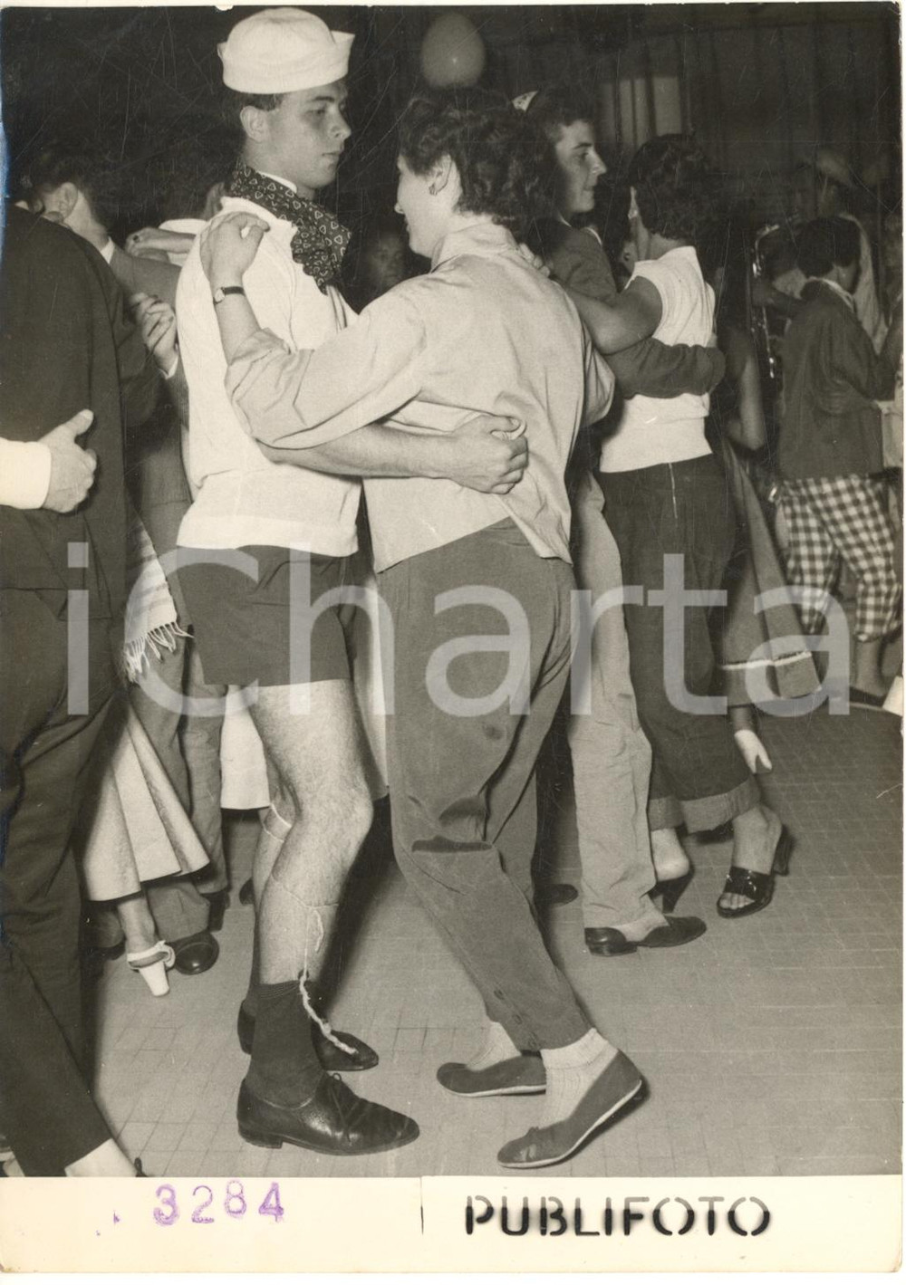 1953 SANTA MARGHERITA LIGURE Festa danzante al BARRACUDA "Tutti matti" *Foto