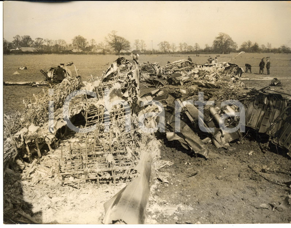 1958 MEESDEN GREEN Wreckage of a HERMES plane crashed - Photo 20x15 cm