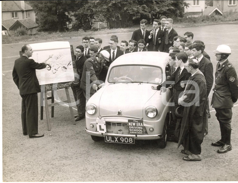 1959 LONDON HENDON Schoolboys learn to drive with a RAC instructor *Photo