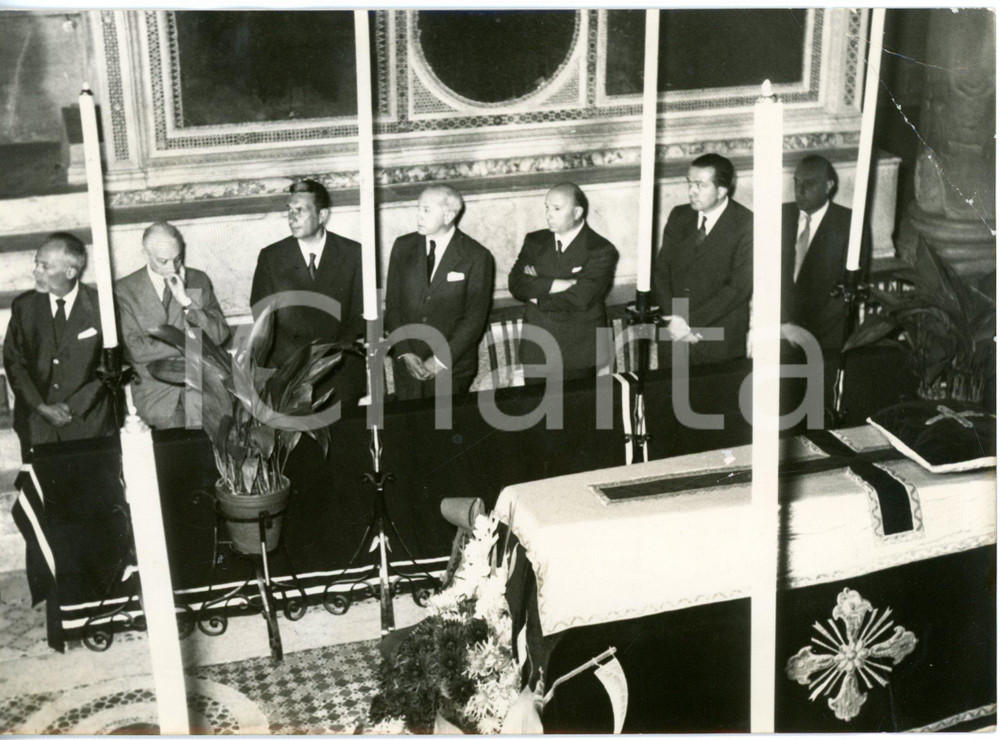 1959 ROMA Funerale Alcide DE GASPERI - Omaggio dei politici *Foto DANNEGGIATA