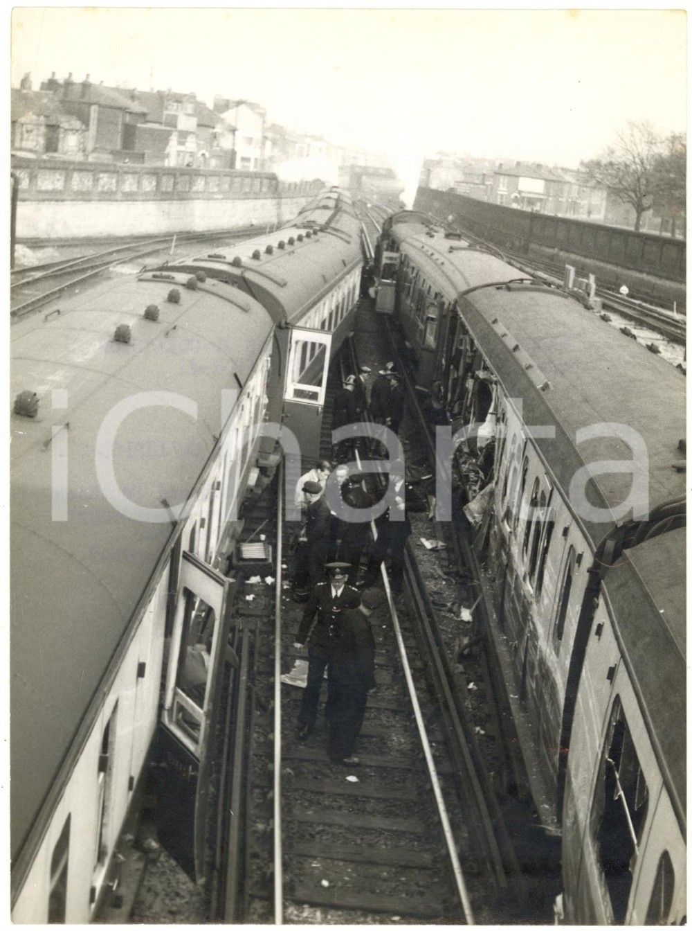 1957 PORTSMOUTH-SOUTHSEA STATION Passenger train and empty coaches in collision
