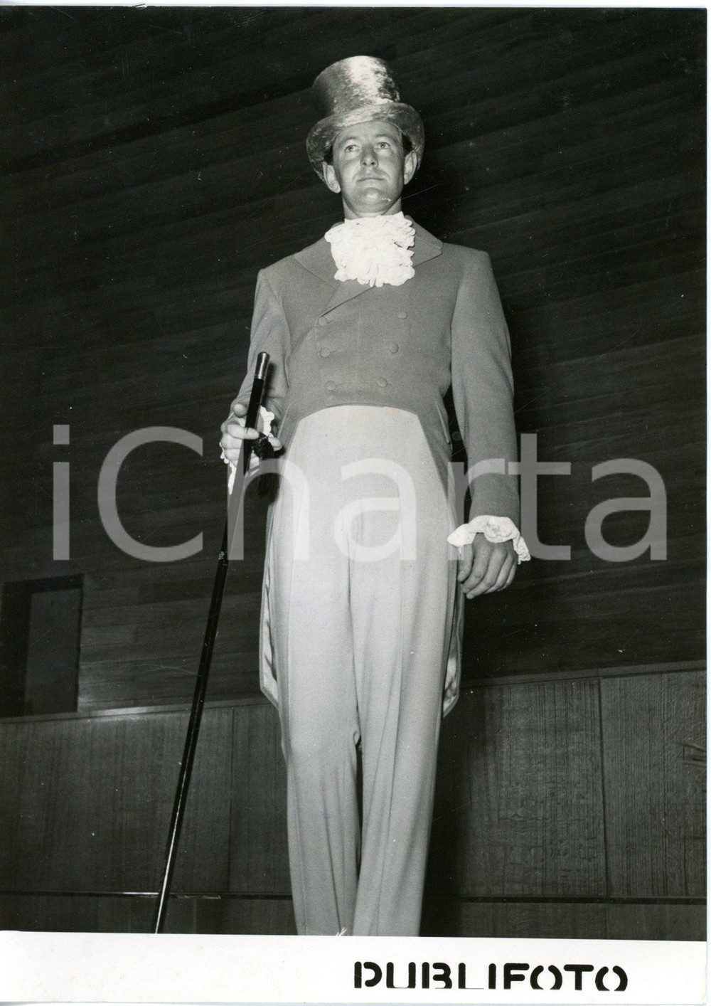 1954 ROMA Congresso dei Maestri Sarti - Presentazione abito inglese per il 2000