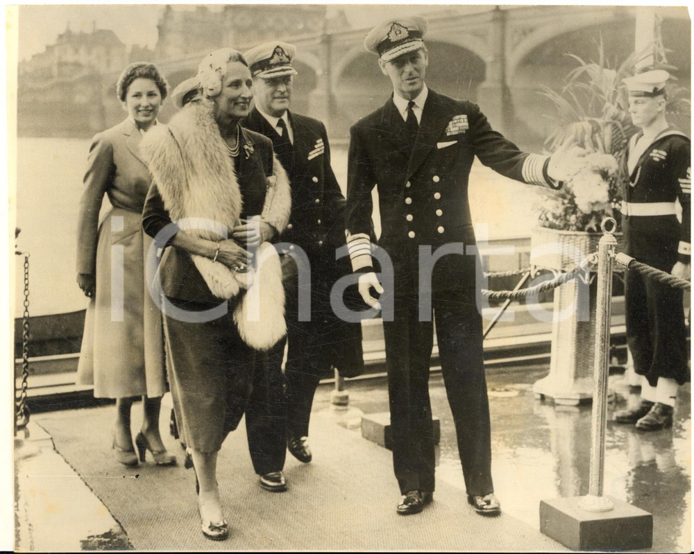 1953 LONDON WESTMINSTER PIER Prince Olav of Norway greated by Duke of Edinburgh