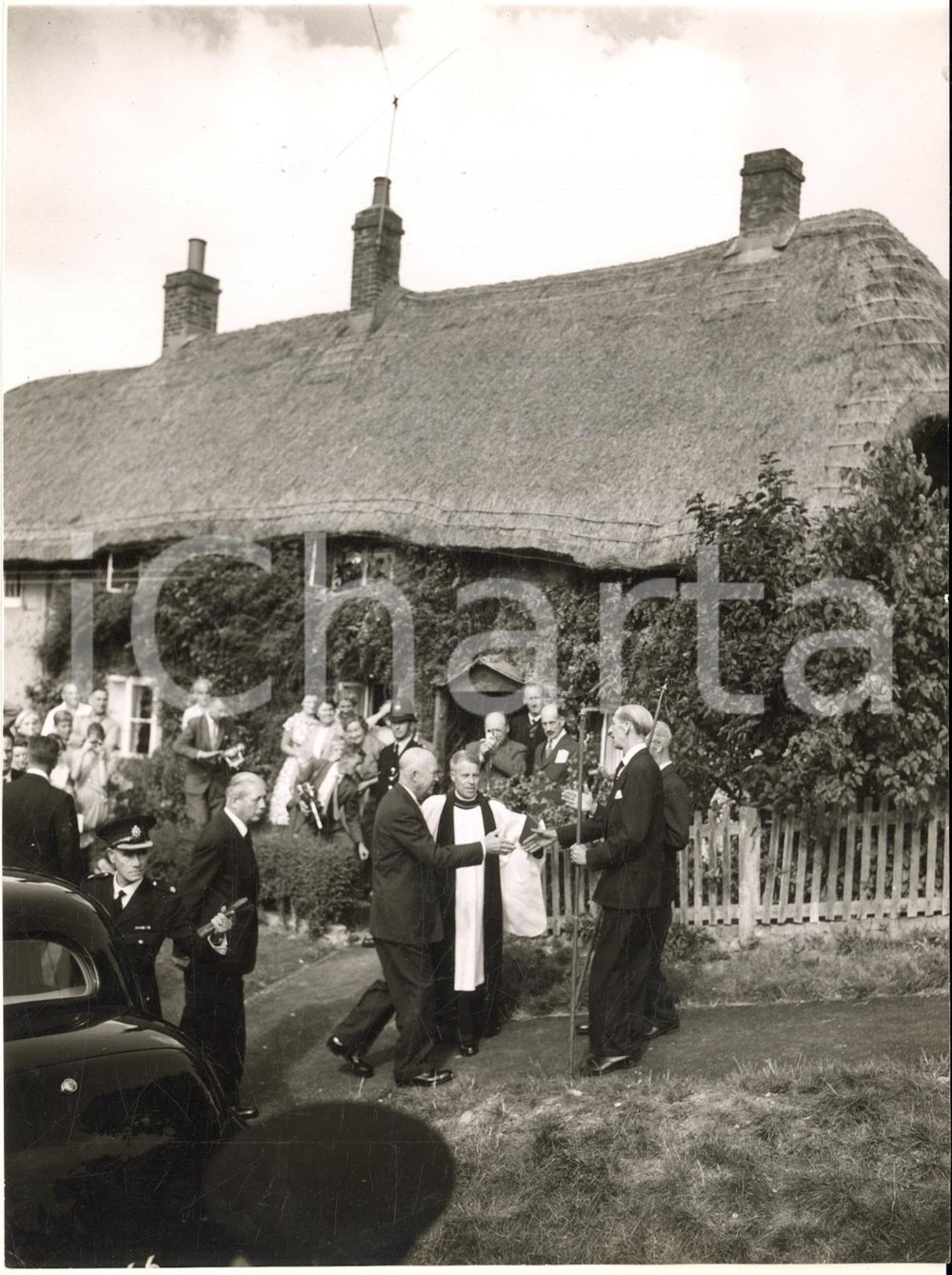 1959 ELLESBOROUGH Dwitgh EISENHOWER and Harold MACMILLAN attend morning service