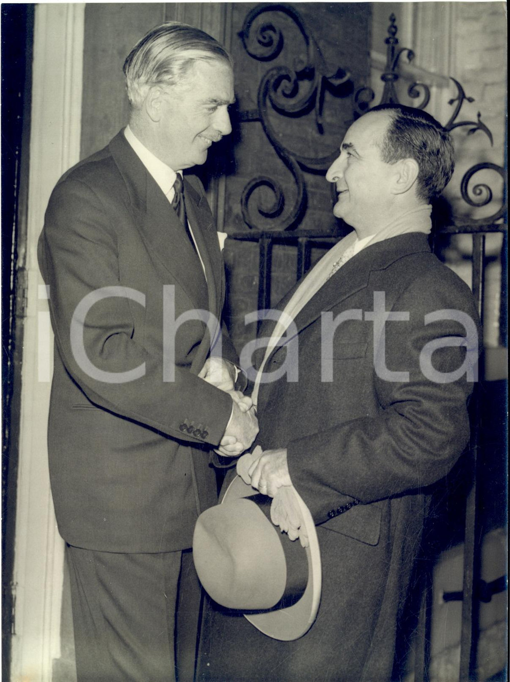 1956 LONDON Sir Anthony EDEN meet Costa Rica's President José FIGUERES *Photo