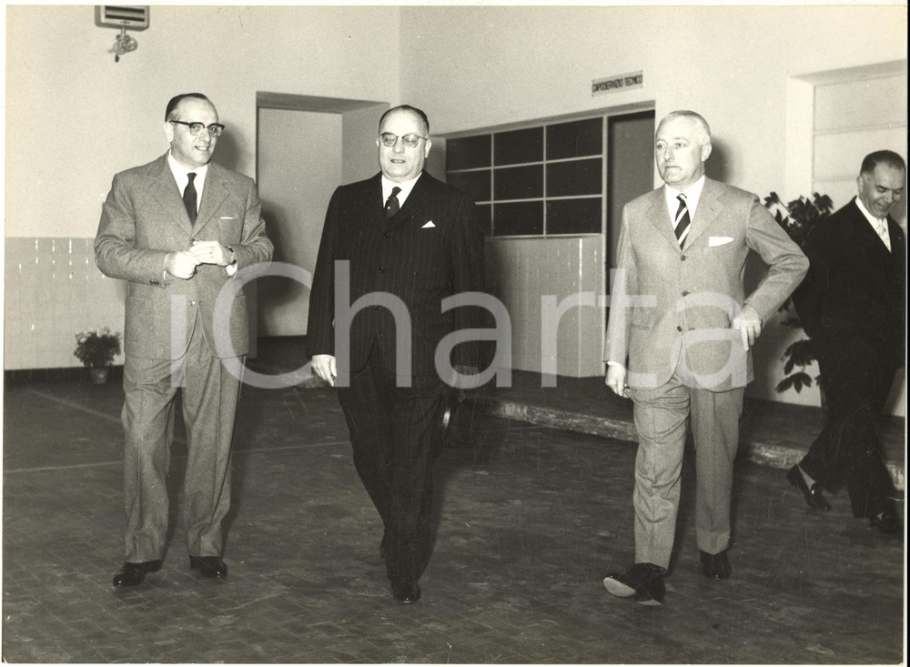 1958 GENOVA Inaugurazione stabilimento FIAT - Autorità in visita - Foto 24x18