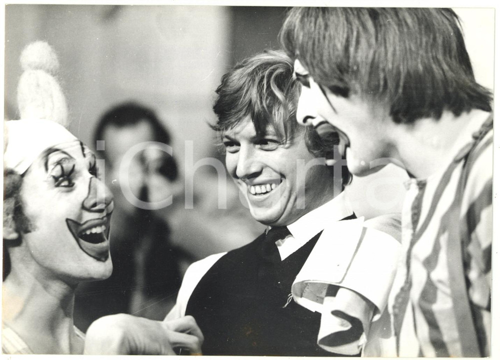 1967 LONDON Tommy STEELE durante le riprese del film "Half a Sixpence" - Foto