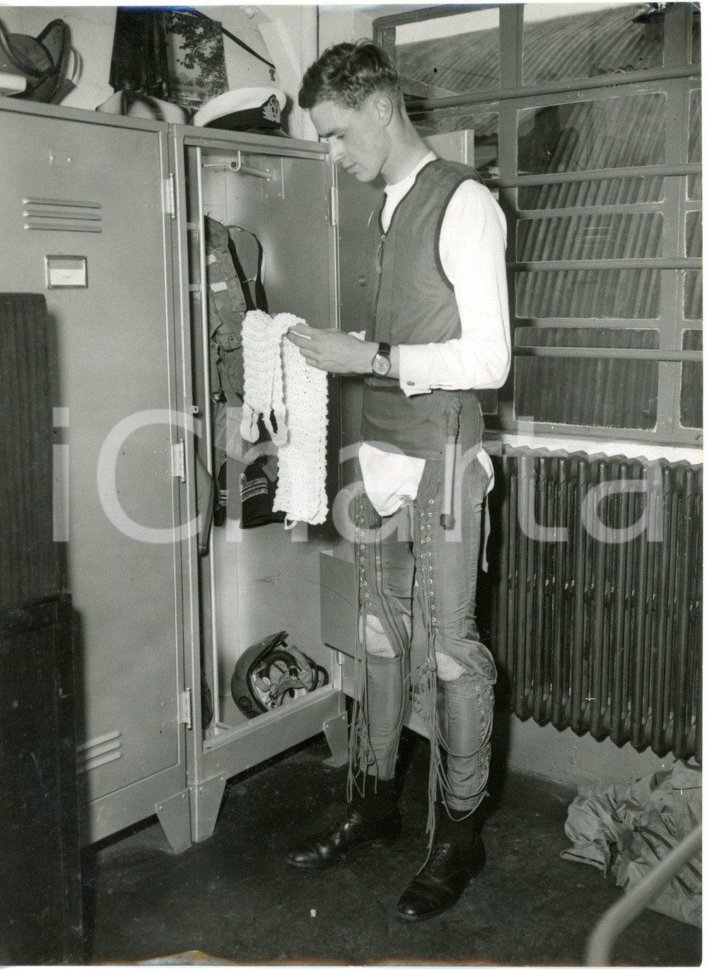 1954 RNAS YEOVILTON - Sub-Lieutenant P.J. WILKINS wearing anti-G suit *Photo