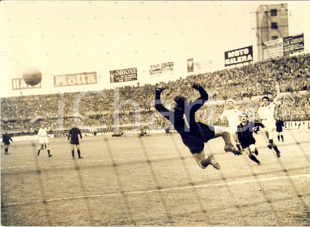 1951 CALCIO SERIE A TORINO-MILAN 0-6 Autogoal di Lino GRAVA *Foto 18x13