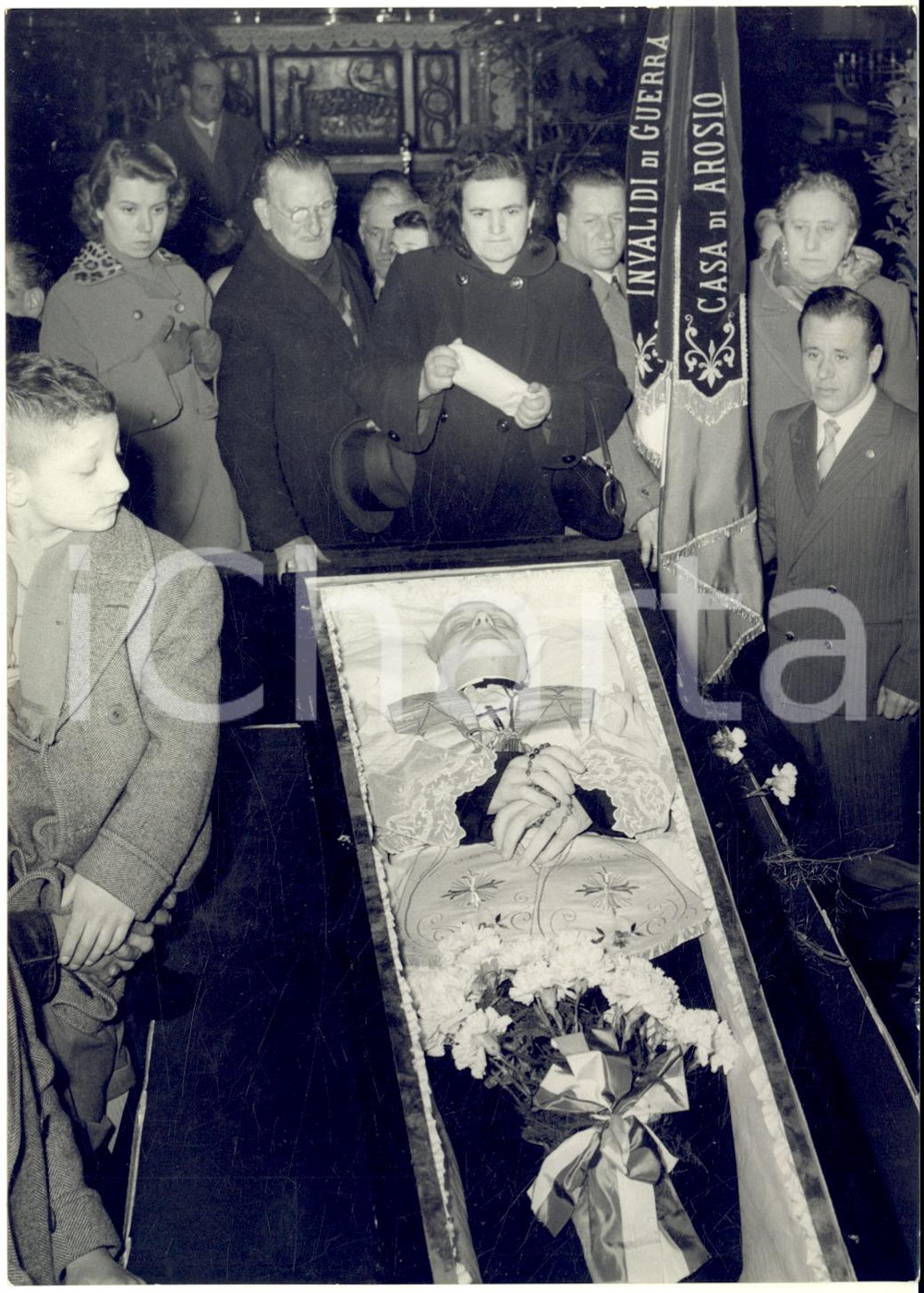 1956 MILANO Chiesa S. Bernardino alle Ossa - Esposizione salma don Carlo GNOCCHI
