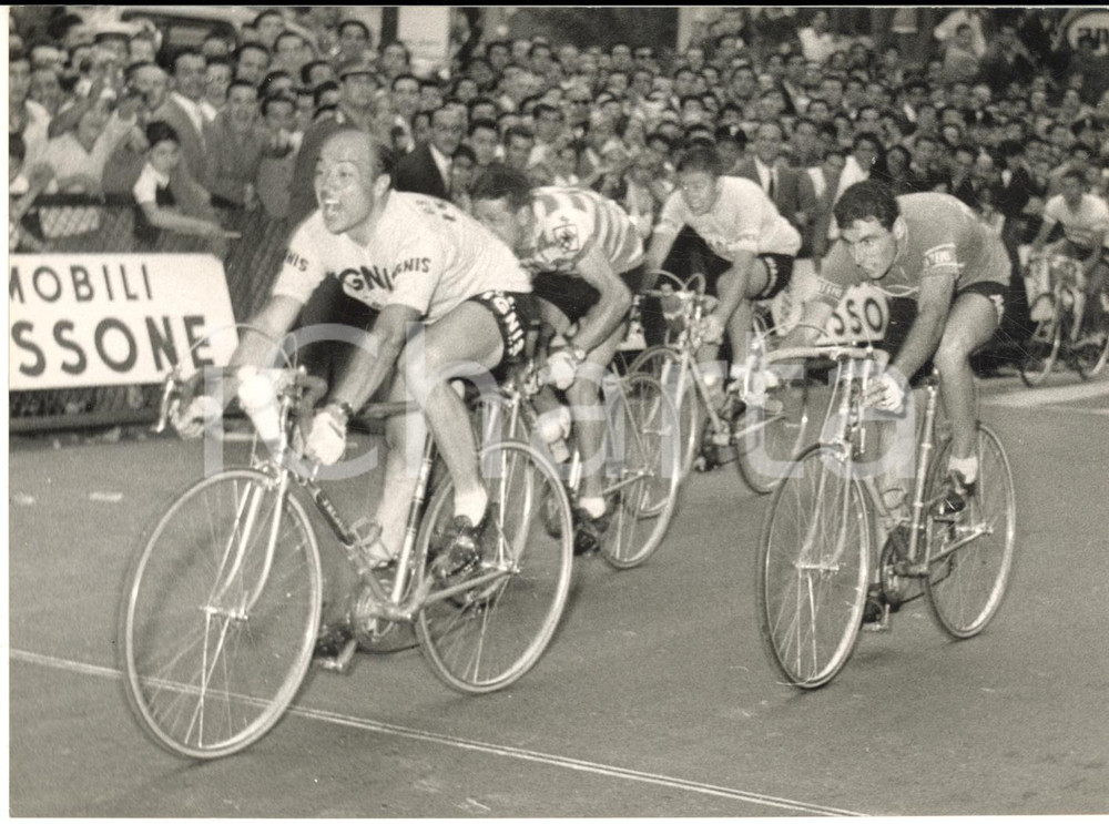 1959 CICLISMO GIRO D'ITALIA NAPOLI Miguel POBLET vince la tappa *Foto 18x13 cm