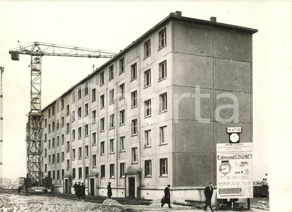 1958 ROUEN (FRANCE) Immobile di 5 piani costruito in 12 giorni - Foto 18x13