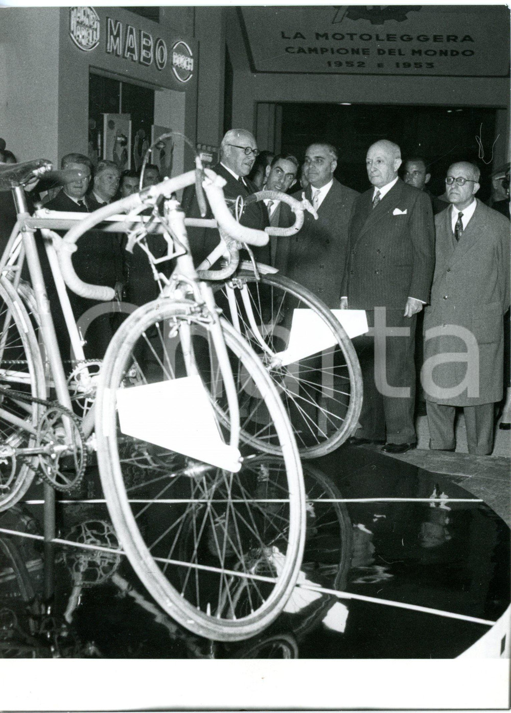 1954 MILANO Bernardo MATTARELLA inaugura la Mostra del Ciclo e Motociclo *Foto