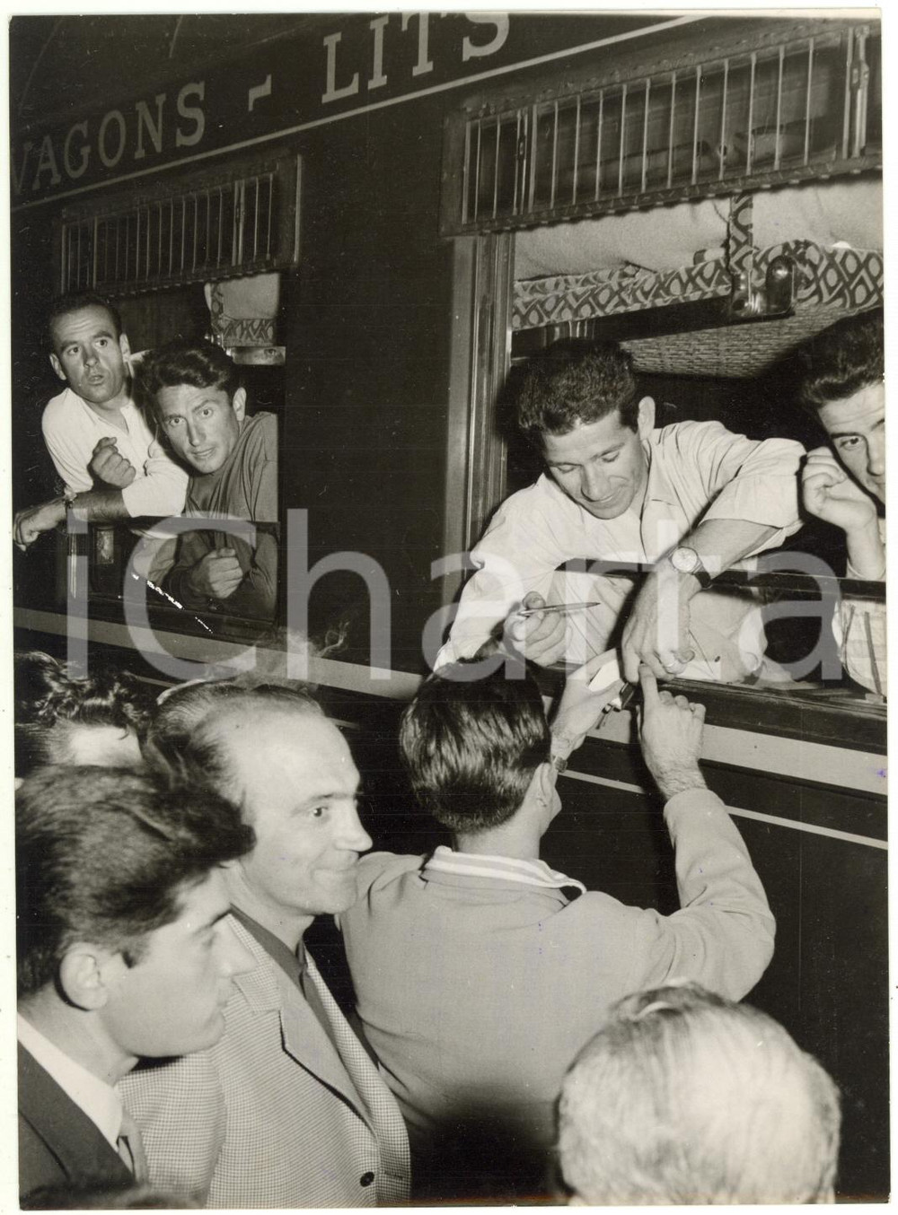 1958 MILANO STAZIONE CENTRALE CICLISMO Partenza degli azzurri - Gastone NENCINI