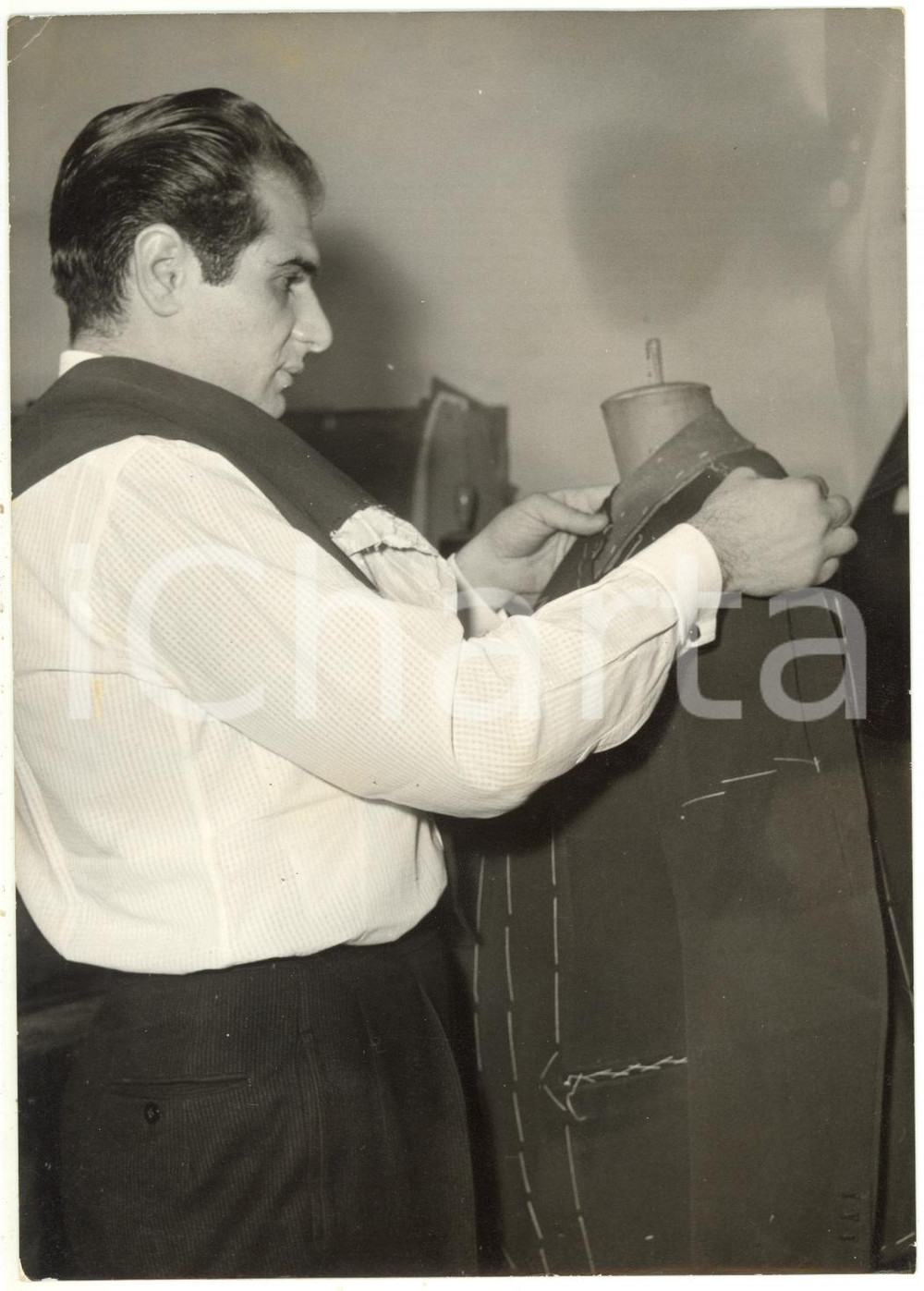 1957 ROMA - Sarto Angelo LITRICO confeziona un abito per Nikita KRUSCEV *Foto