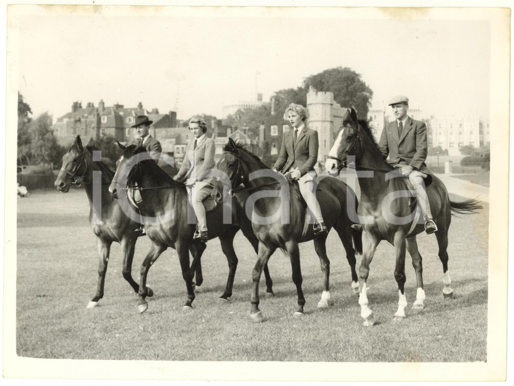 1955 WINDSOR Great Park - Horse Trials team for Turin in training - Photo