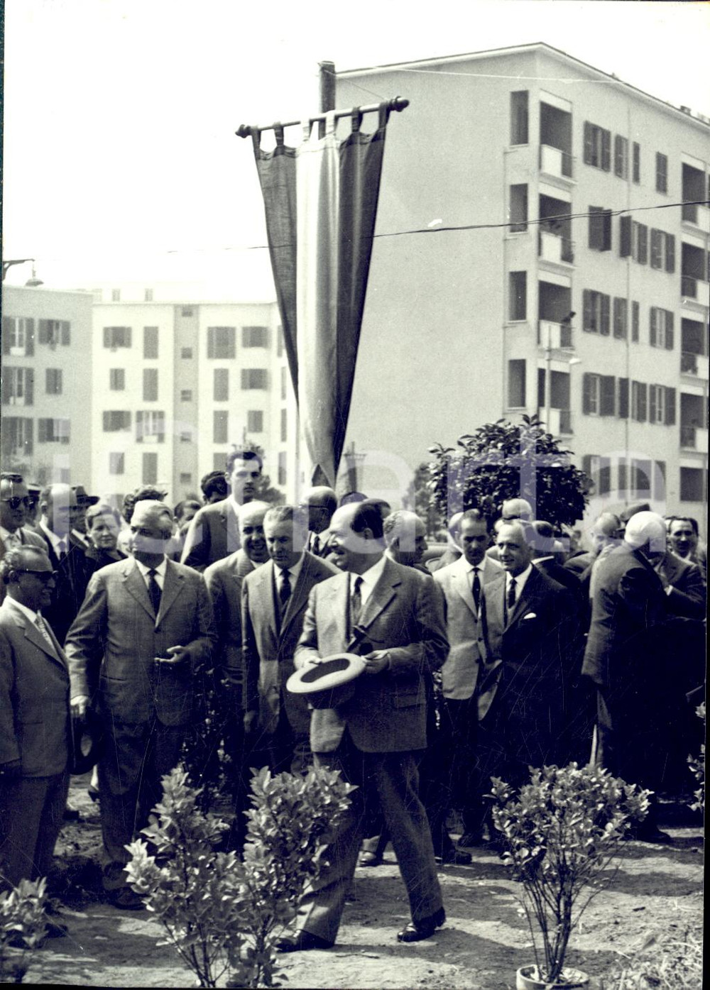 1958 ROMA SAN BASILIO Giuseppe TOGNI consegna case a ex baraccati Campo Parioli