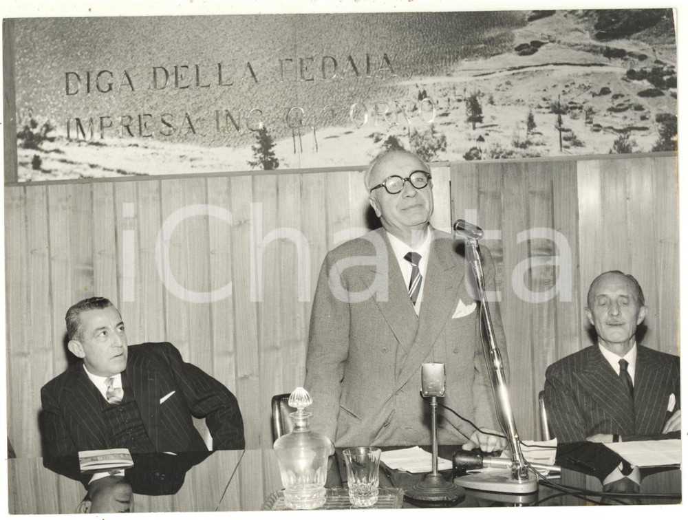 1958 MILANO Ezio VIGORELLI inaugura Convitto per Lavoratori Edili in via Paravia