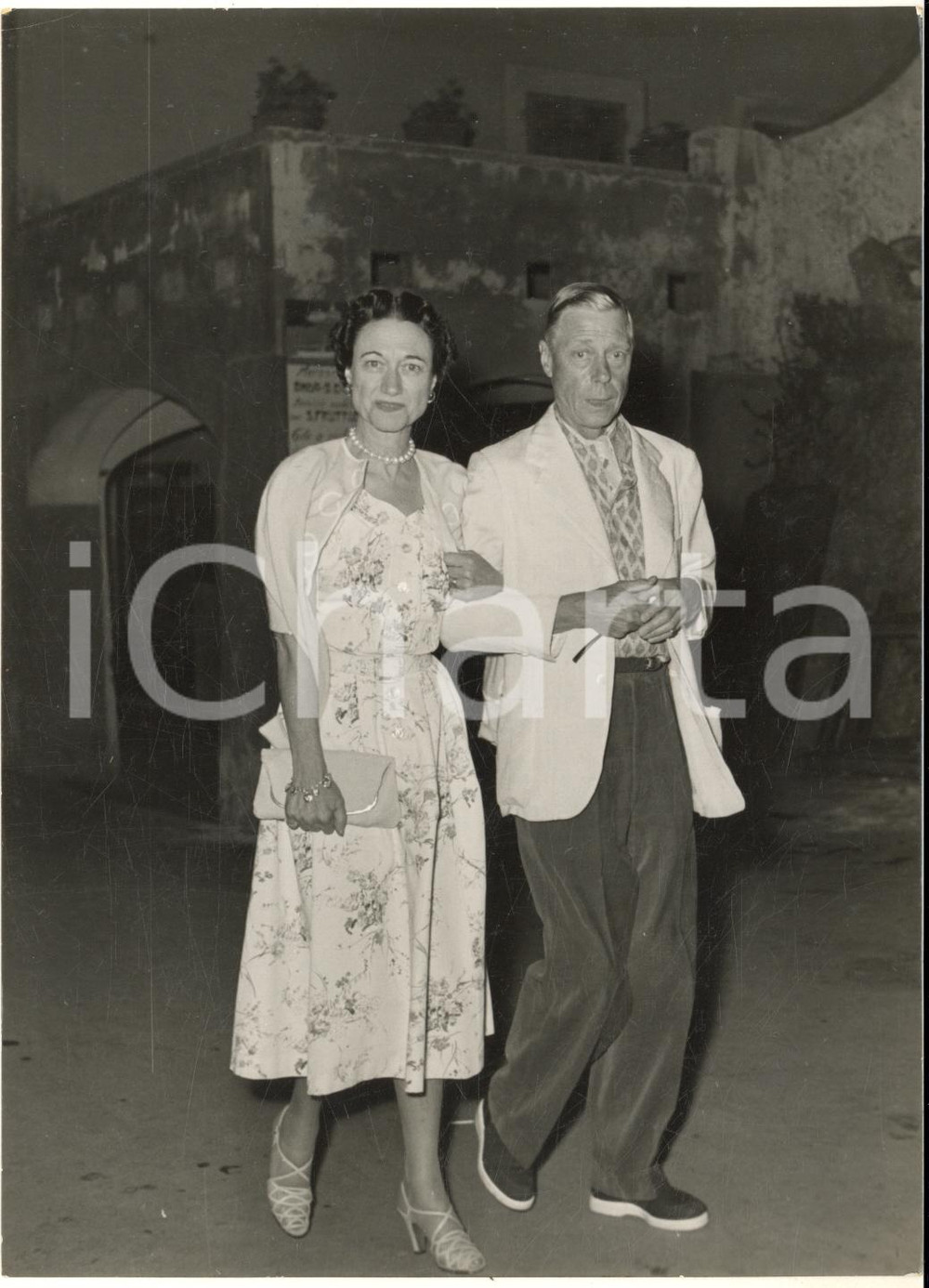 1954 PORTOFINO Duca di WINDSOR e Wallis SIMPSON a passeggio - Foto 13x18 cm