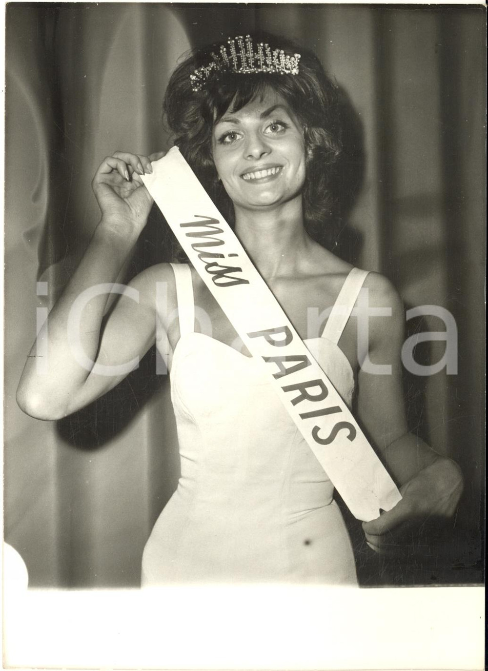 1961 PARIS Geneviève DORARD élue nouvelle Miss Paris *Photo 13x18 cm