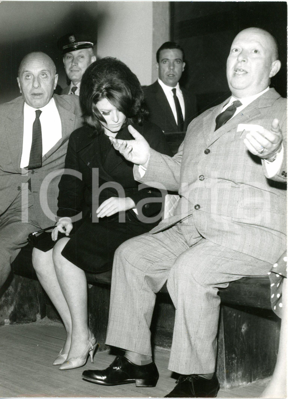 1963 MILANO Renata MONTEDURO in pretura per querela contro Corrado PANI e MINA