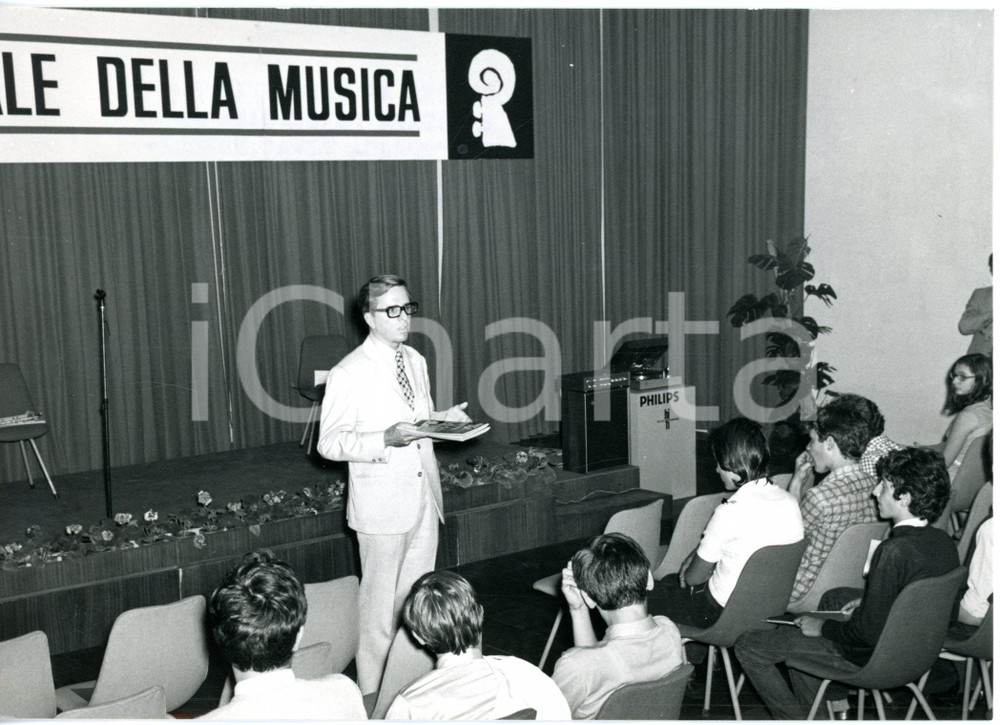 1970 MILANO Salone della Musica - Mario DELLI PONTI presenta rivista MUSICA VIVA