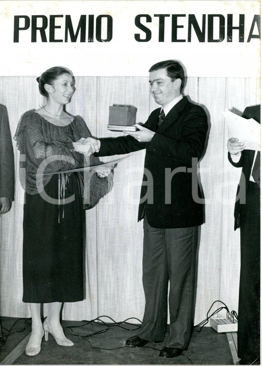 1979 LECCO "Fattorie Stendhal" - Piera DEGLI ESPOSTI riceve il Premio STENDHAL